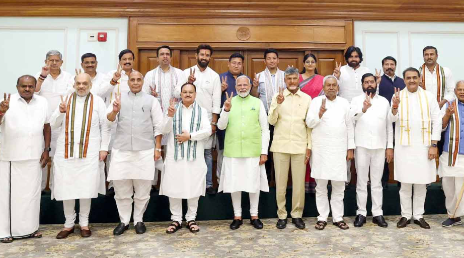 কারা আছে এনডিএতে, চন্দ্রবাবু-নীতিশ ছাড়া আর কাদের হাত ধরবে বিজেপি